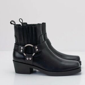 BRYAN STEPWISE - ANKLE BOOT - LOIS BLACK size 7.5 EUC